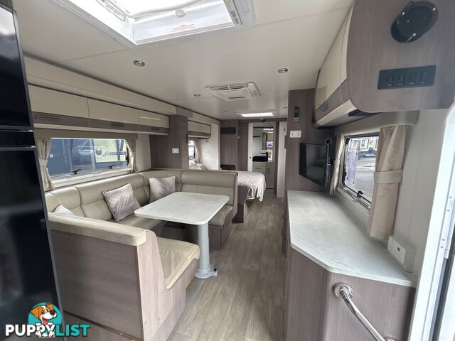 2020  JAYCO SILVERLINE  24.75-4 Caravan