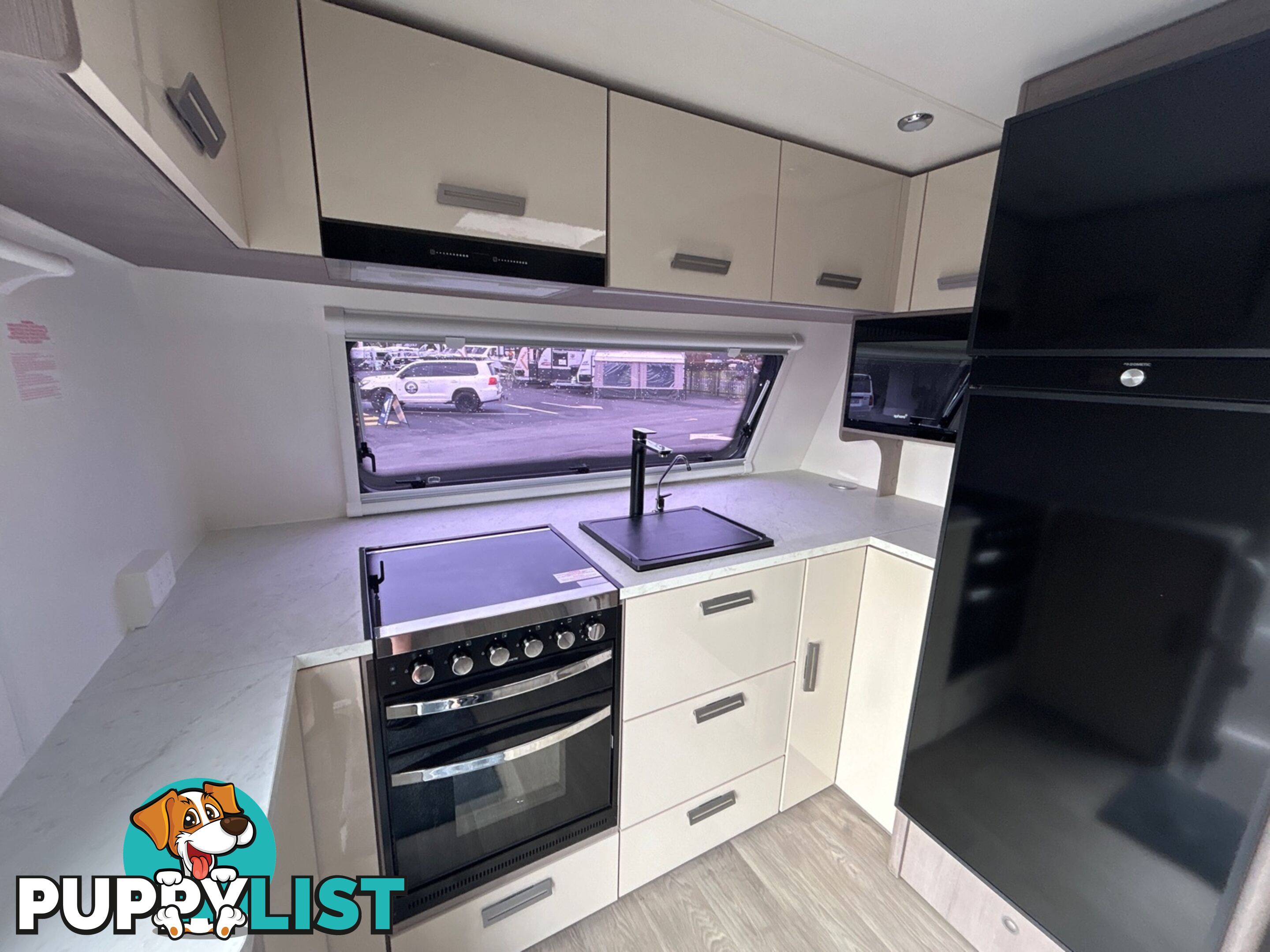 2020  JAYCO SILVERLINE  24.75-4 Caravan