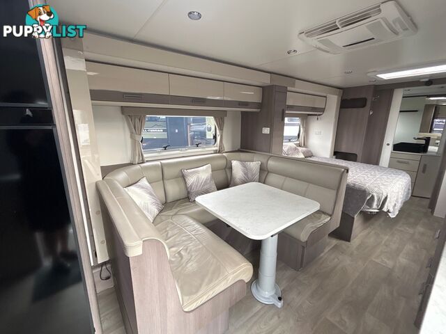 2020  JAYCO SILVERLINE  24.75-4 Caravan