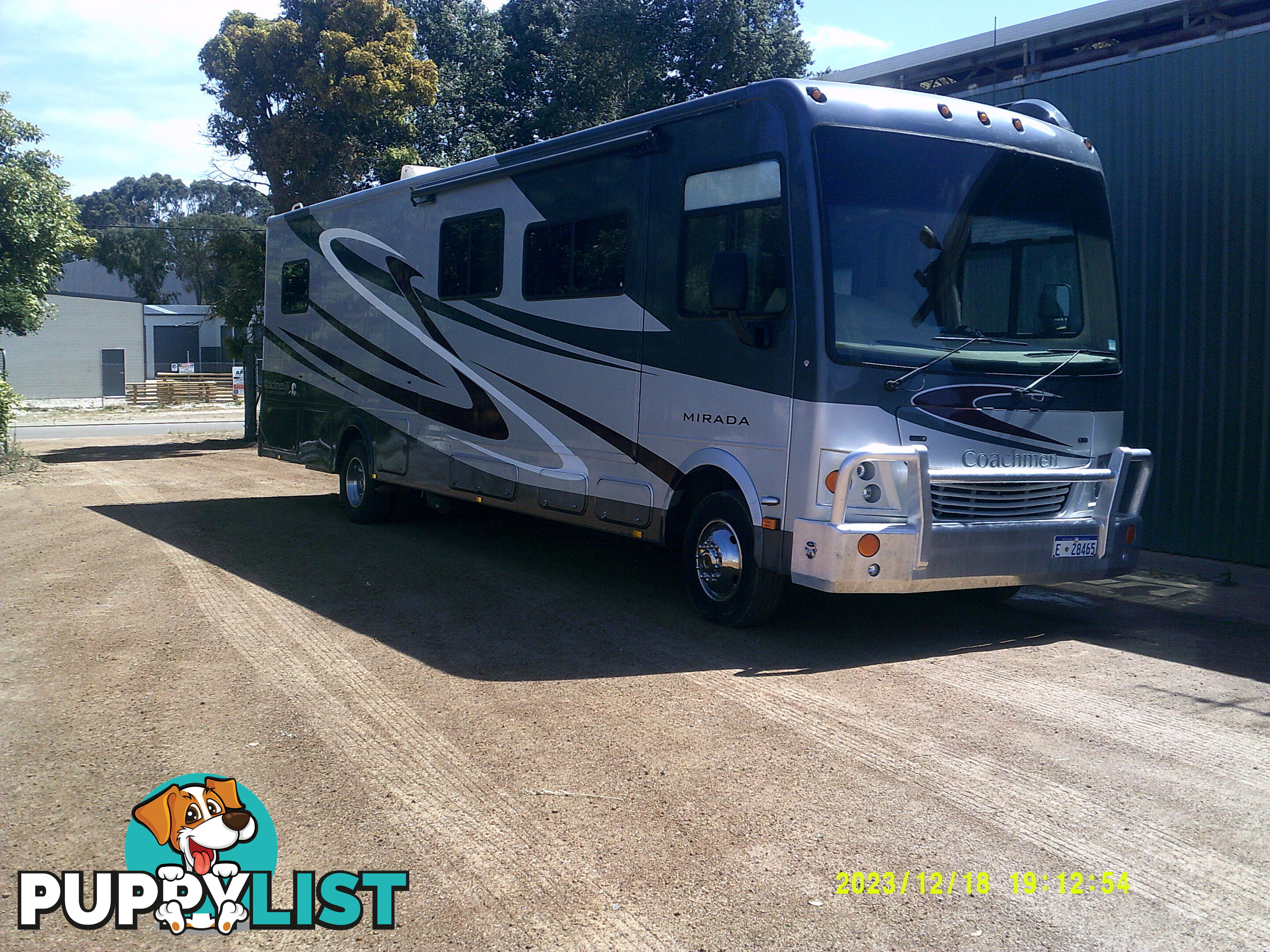 Coachmen Mirada 35' Motor hame