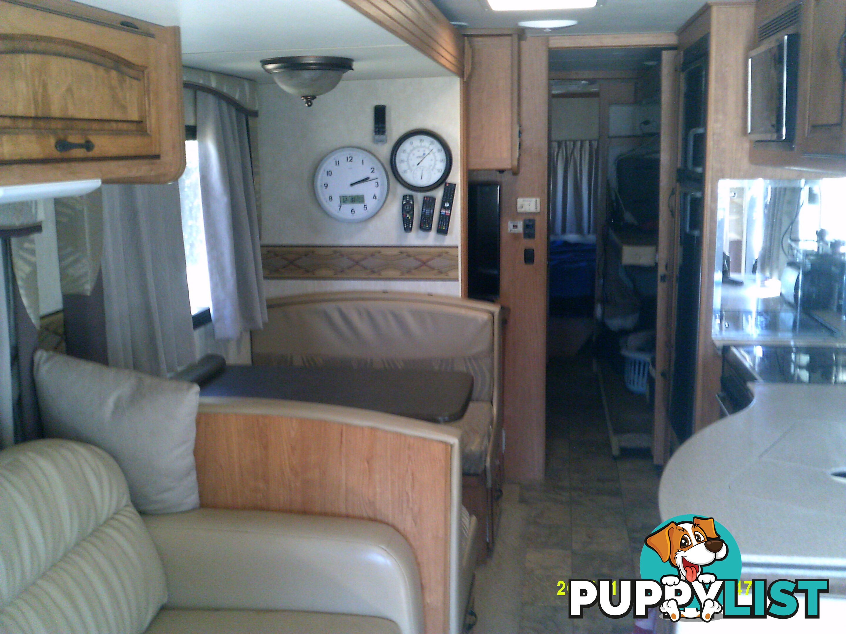 Coachmen Mirada 35' Motor hame