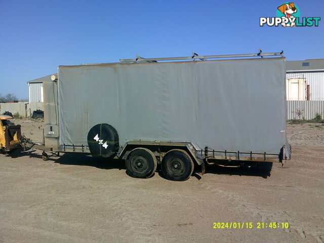 Coachmen Mirada 35' Motor hame
