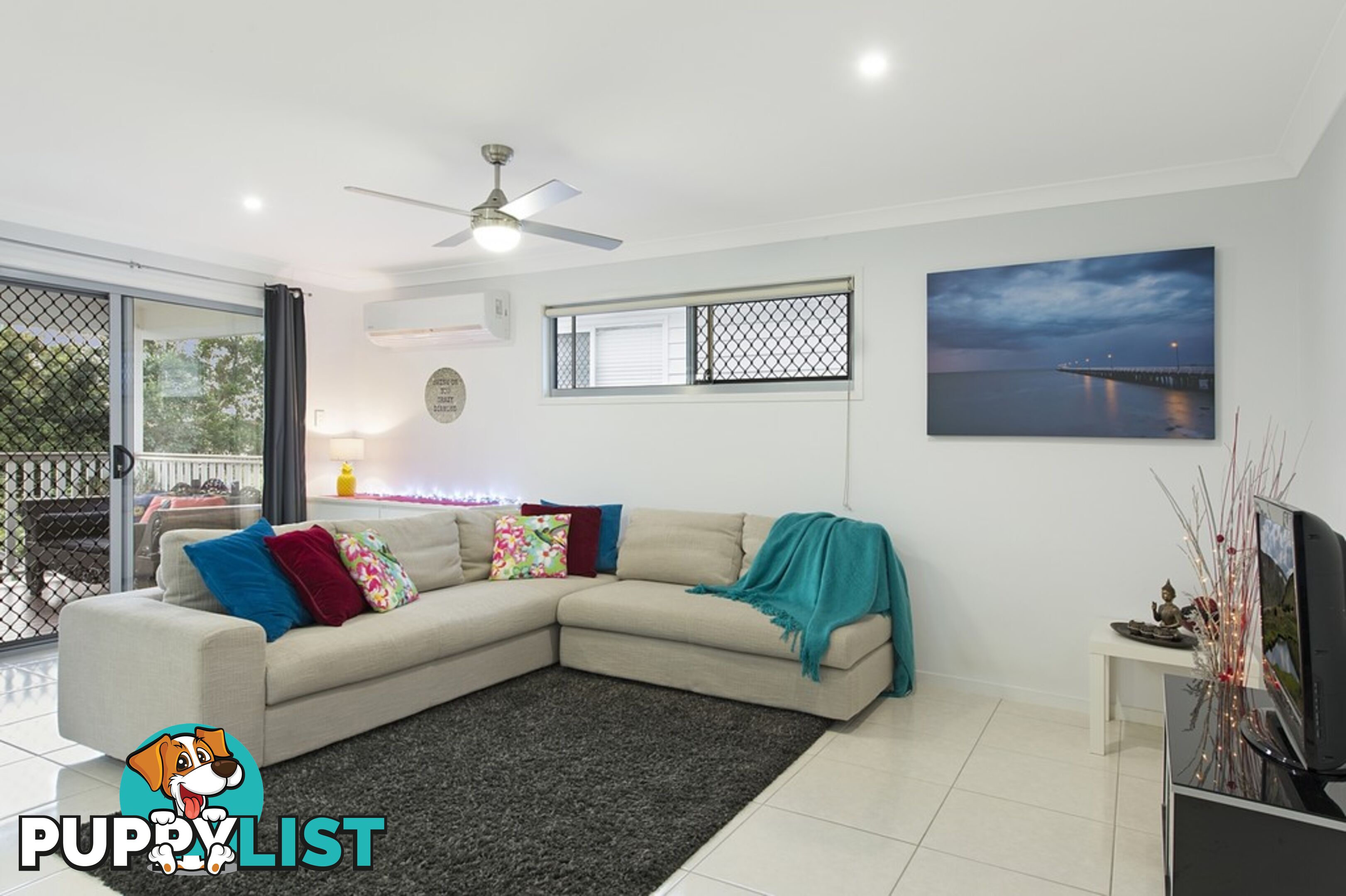 1 61 Scarborough Road REDCLIFFE QLD 4020