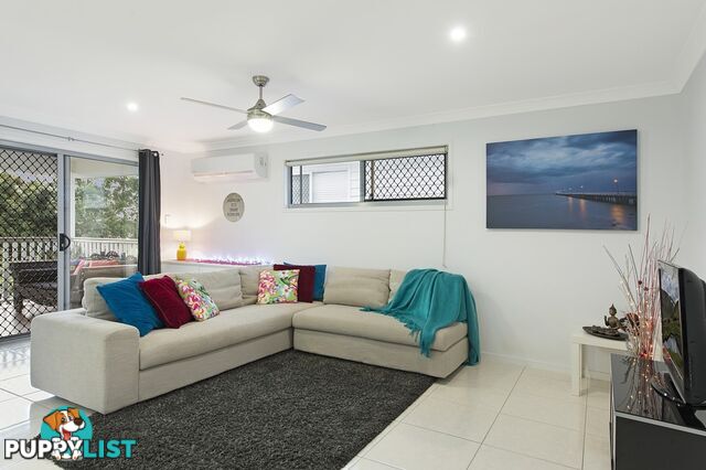 1 61 Scarborough Road REDCLIFFE QLD 4020