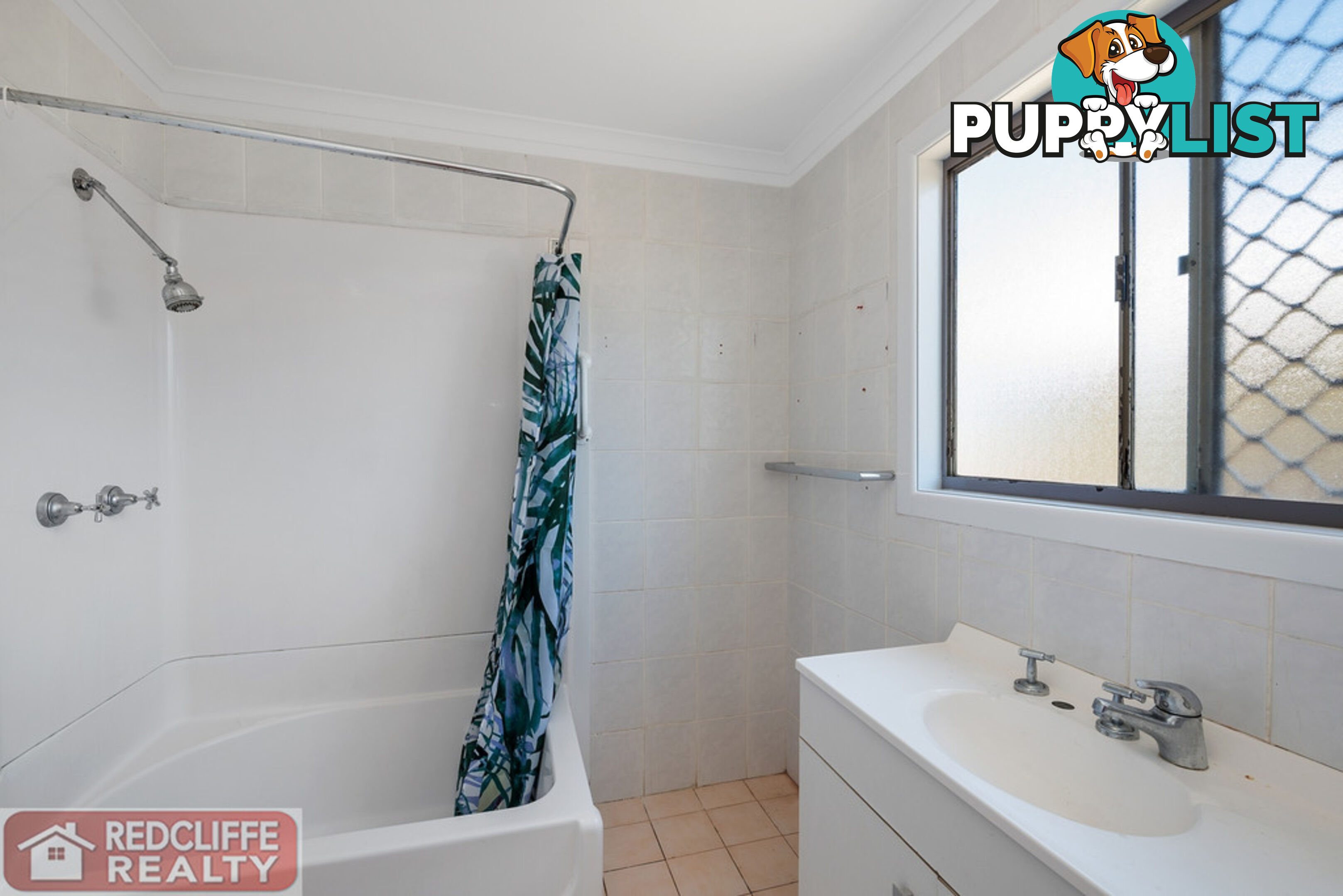 76 Hornibrook Esplanade CLONTARF QLD 4019