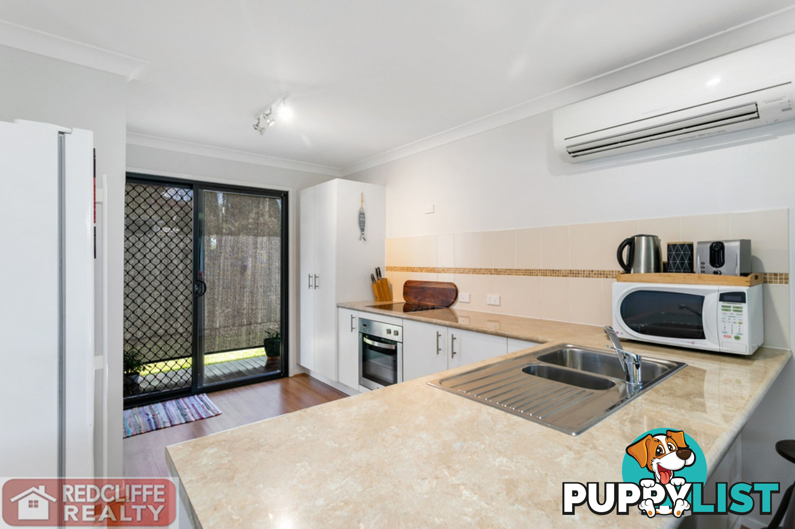 1/5-7 Bramble Street WOODY POINT QLD 4019