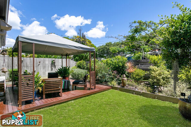 1/5-7 Bramble Street WOODY POINT QLD 4019