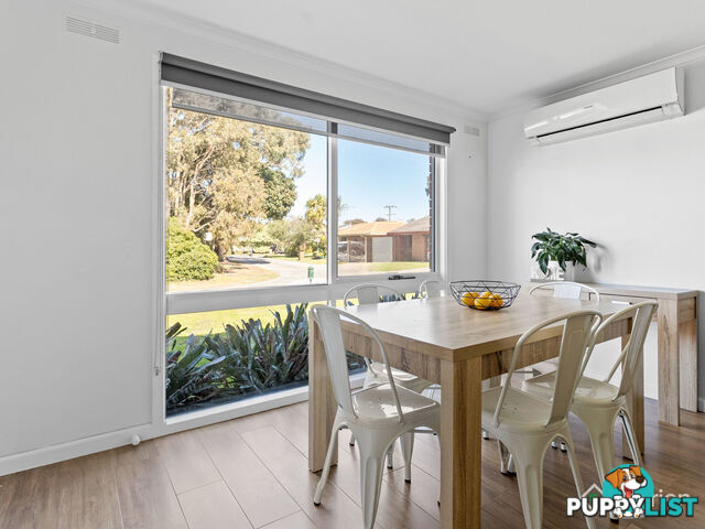 11 Village Crescent Chelsea VIC 3196