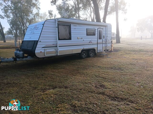 2015 Colorado Caravans pioneer 1 owner