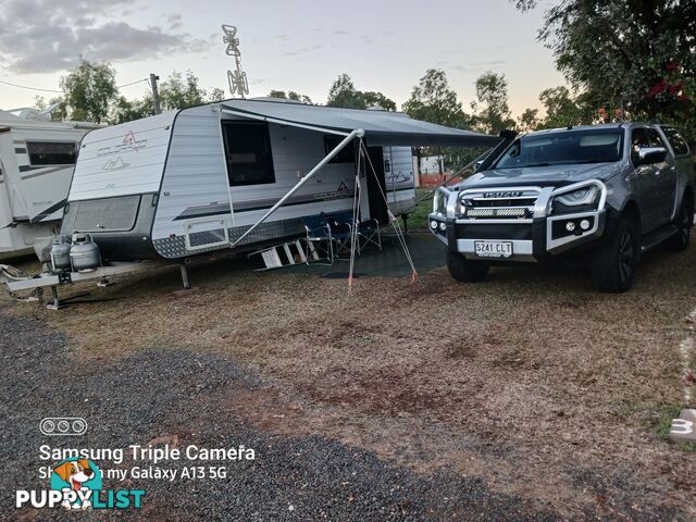 2015 Colorado Caravans pioneer 1 owner