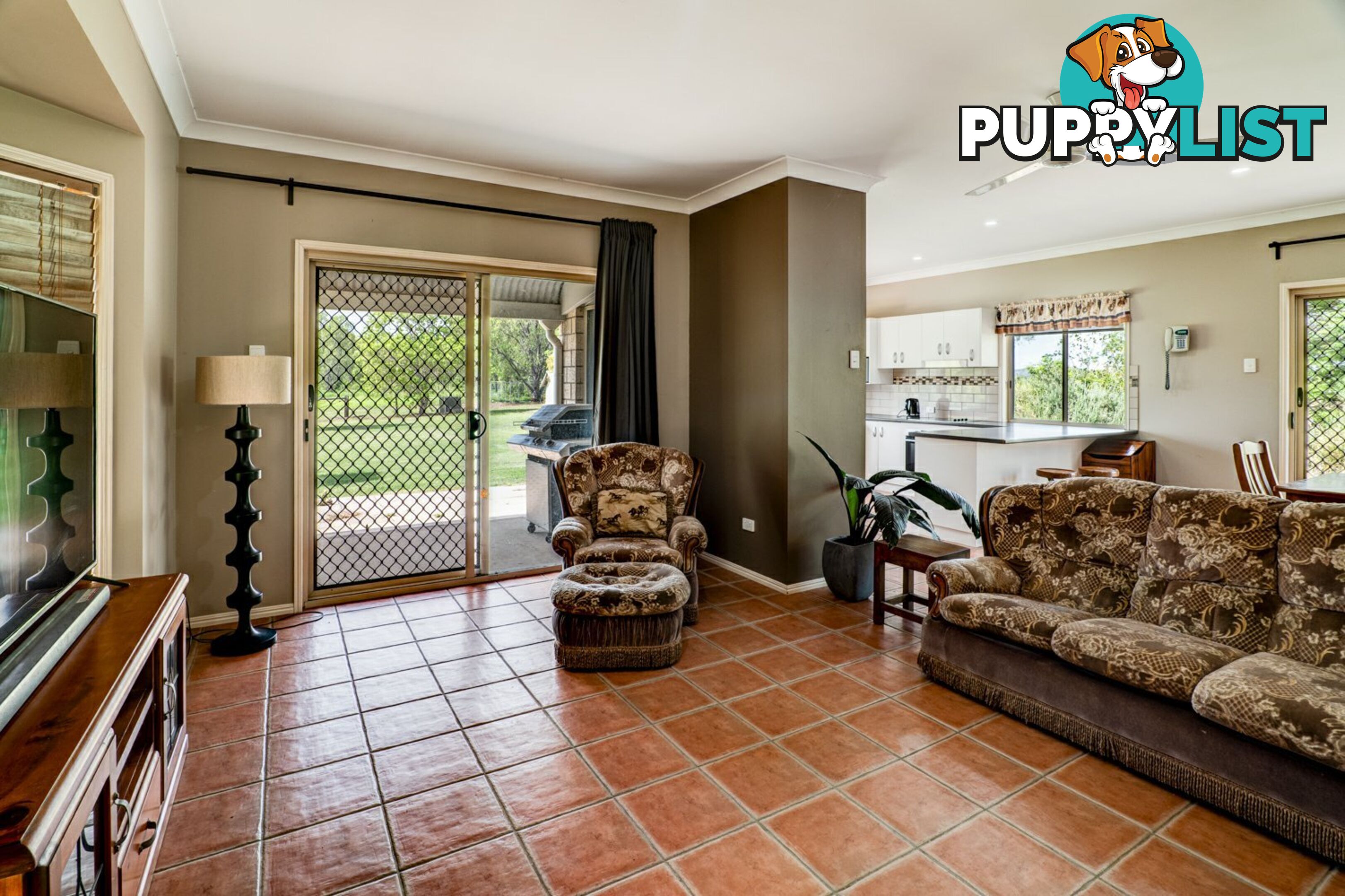 8 Harm Road FOREST HILL QLD 4342