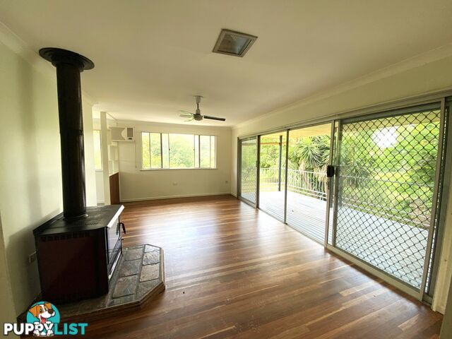 1789 Gatton Clifton Road MOUNT WHITESTONE QLD 4347