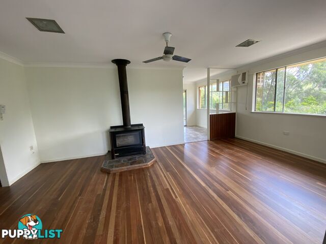 1789 Gatton Clifton Road MOUNT WHITESTONE QLD 4347