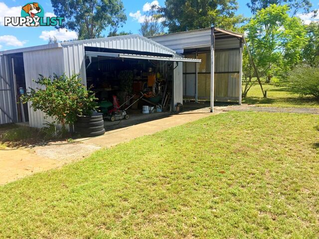 1 Waratah Drive LOCKYER WATERS QLD 4311