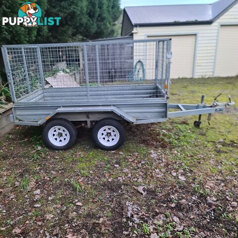 BOX TRAILER WITH CAGE