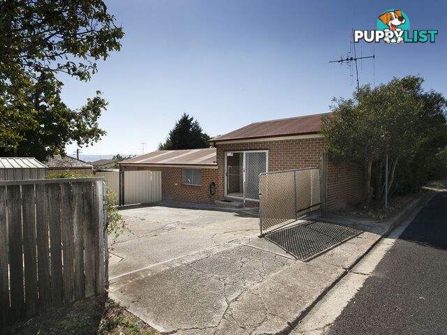 15 Greenbank Avenue QUEANBEYAN NSW 2620