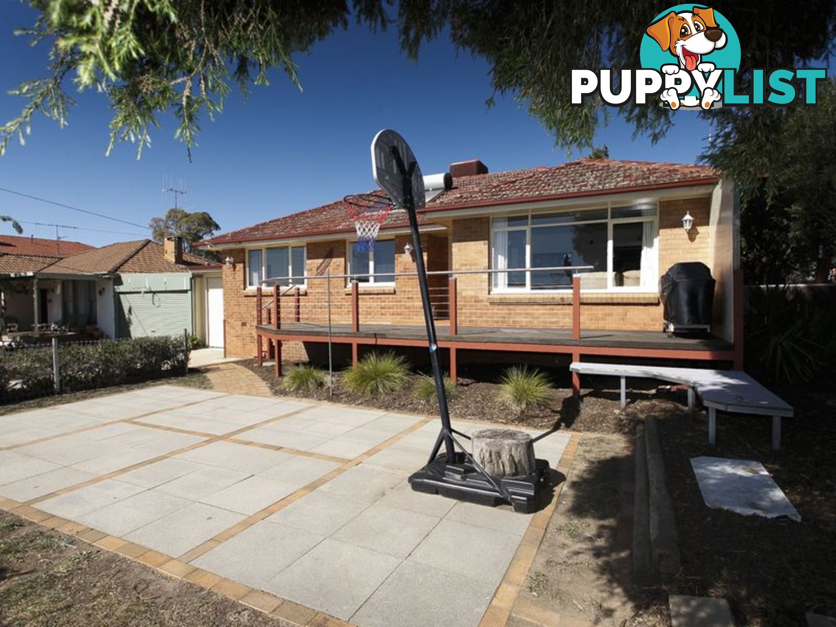 15 Greenbank Avenue QUEANBEYAN NSW 2620