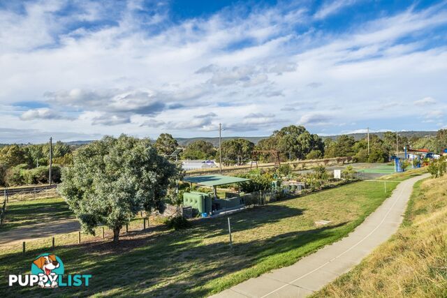 2/88 Henderson Road QUEANBEYAN NSW 2620