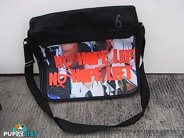 NEW RESIDENT EVIL `````````````NO HOPE LEFT```````` MESSENGER BAG