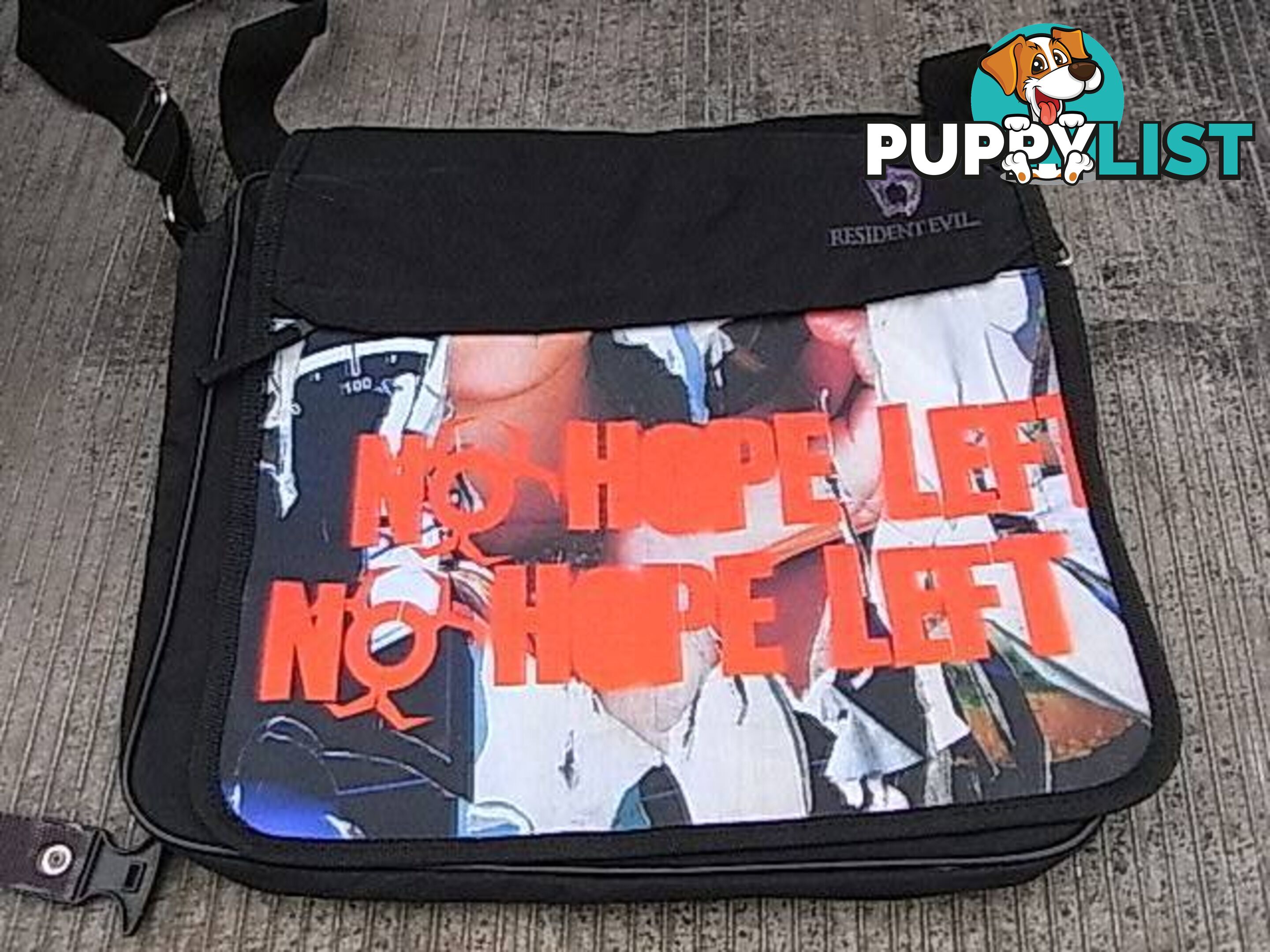 NEW RESIDENT EVIL `````````````NO HOPE LEFT```````` MESSENGER BAG