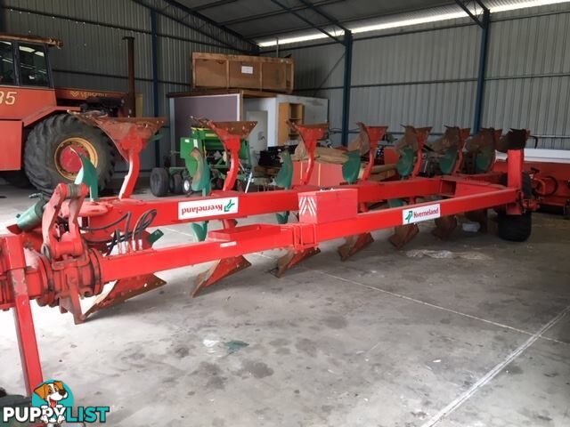  KVERNALAND 8 FURROW PLOUGH  Reversible In good Condition Ready to work 