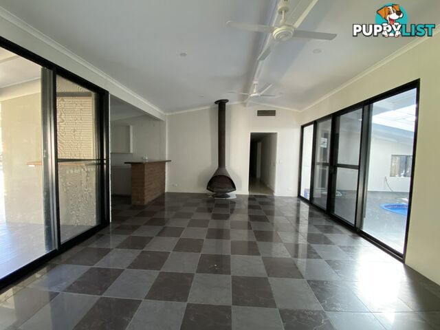 73 Lackman Terrace BRAITLING NT 0870