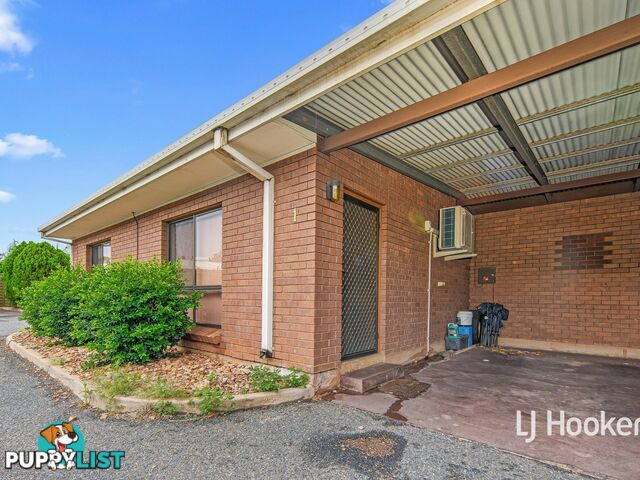 1/7 Weaving Court ARALUEN NT 0870