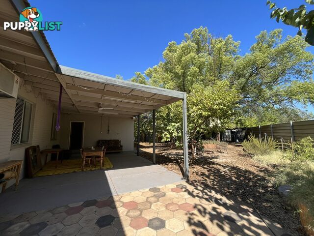 18 Clarke Street ARALUEN NT 0870