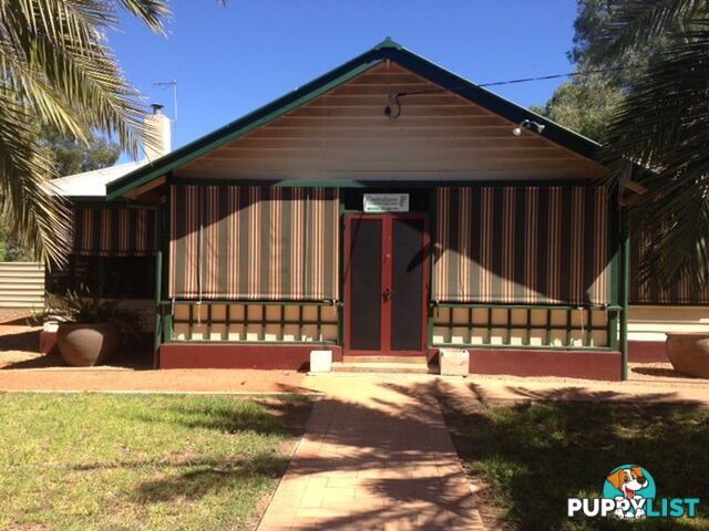 82 Hartley Street ALICE SPRINGS NT 0870