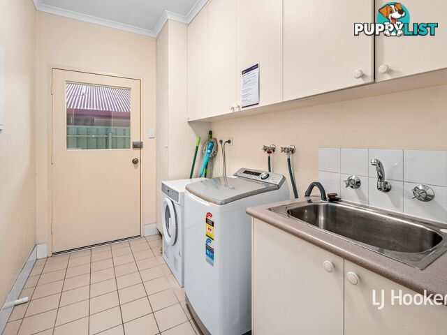 4 MacDonnell Court MOUNT JOHNS NT 0874