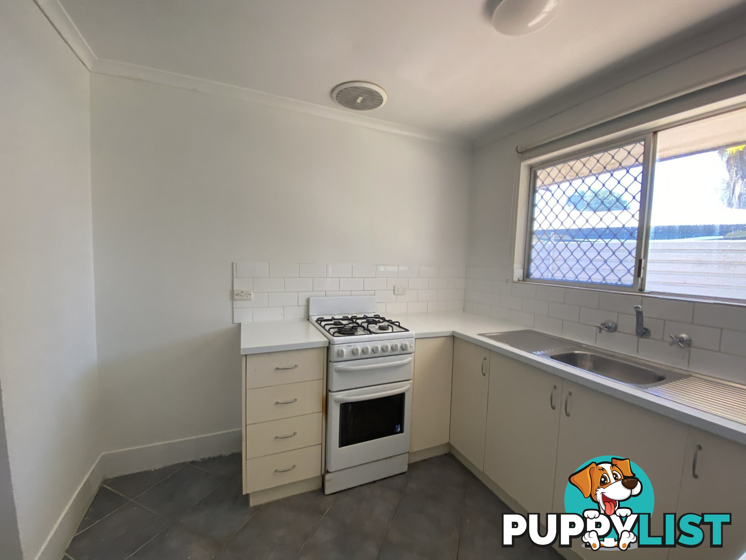 30 Abrahams Crescent BRAITLING NT 0870