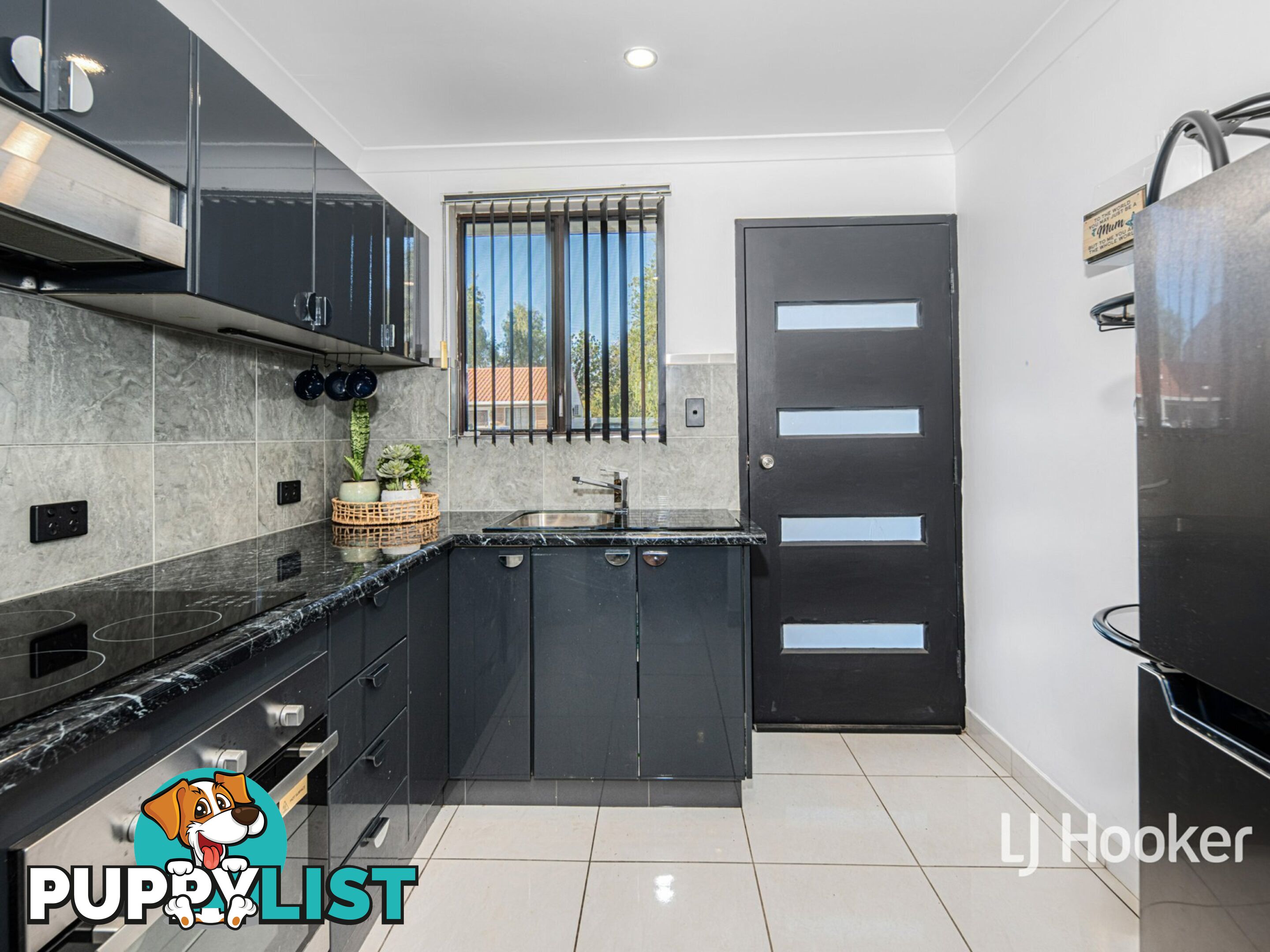 4/4 Undoolya Road EAST SIDE NT 0870