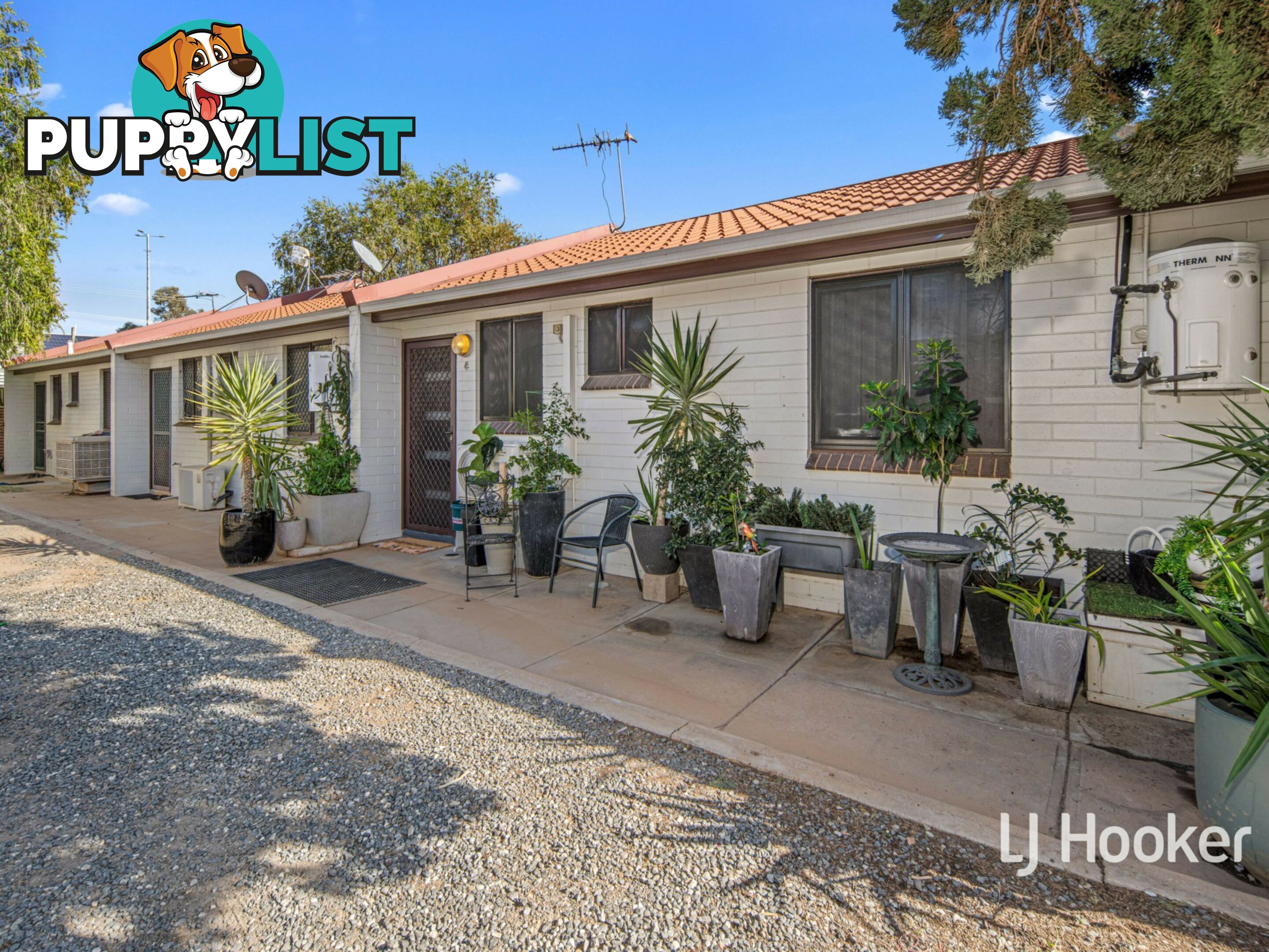 4/4 Undoolya Road EAST SIDE NT 0870