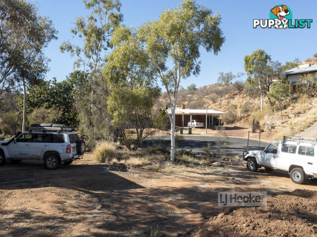 33 The Fairway DESERT SPRINGS NT 0870