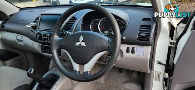 2014 MITSUBISHI TRITON MN