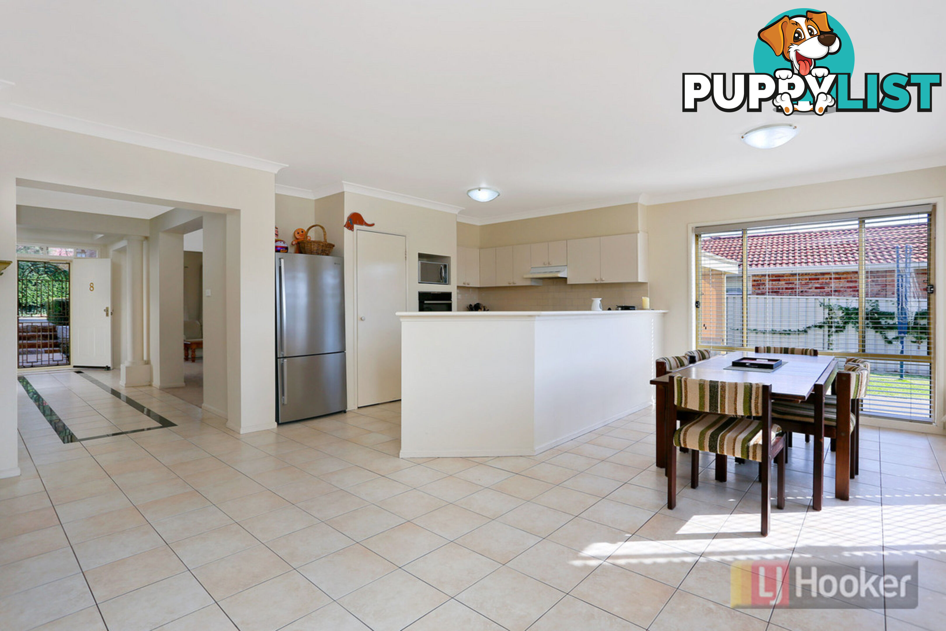 8 Cassandra Place COLYTON NSW 2760