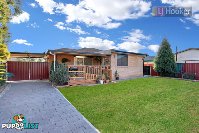 10 Caines Crescent ST MARYS NSW 2760