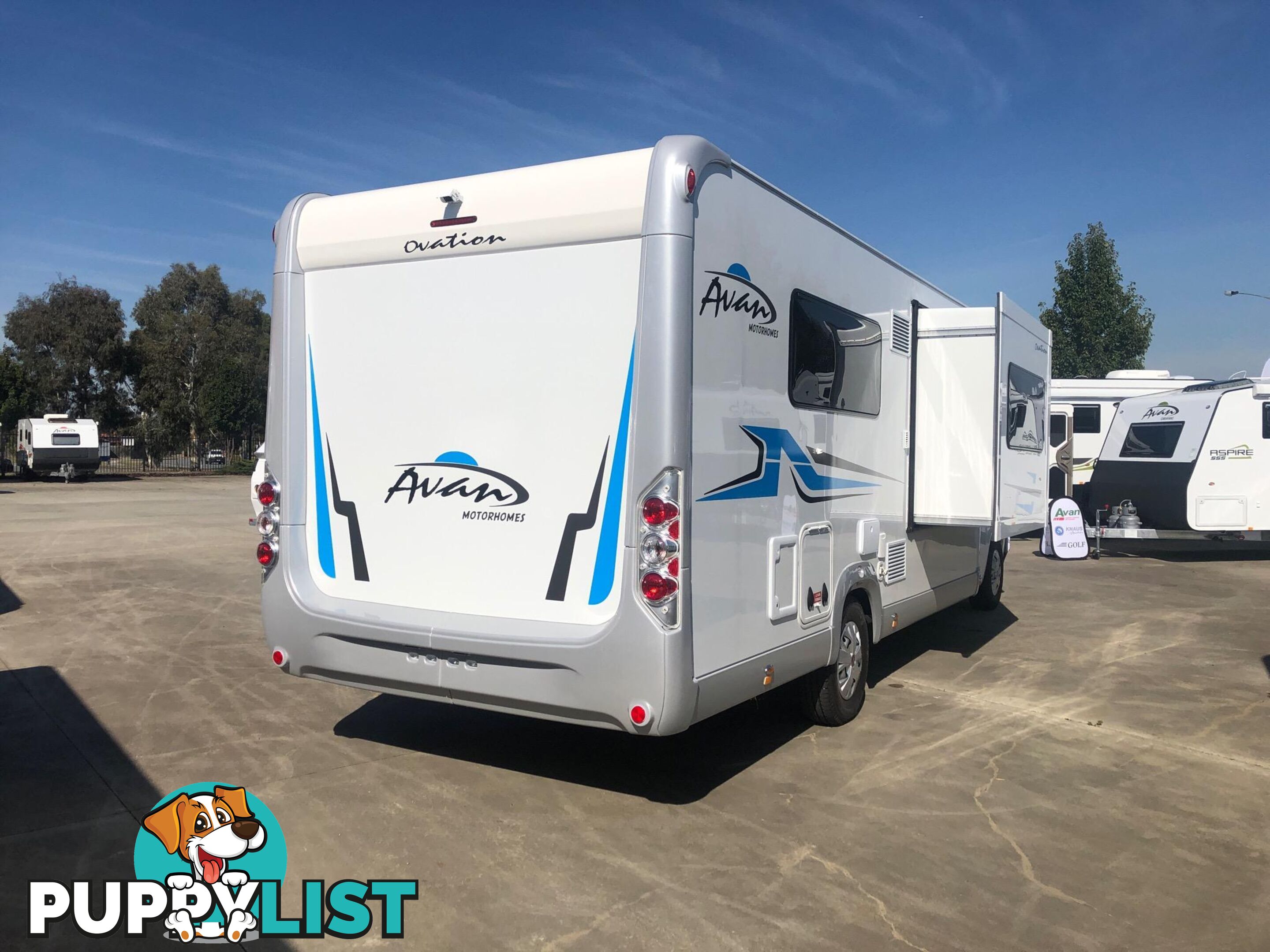 2021 AVAN OVATION M10 B-CLASS  