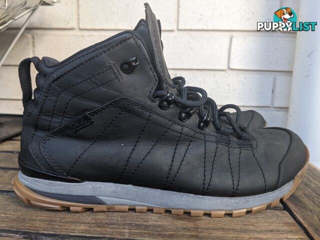 Oboz Bozeman Mid Hiking Boots Womens 7.5 UK / 10 US / 41.5 EUR