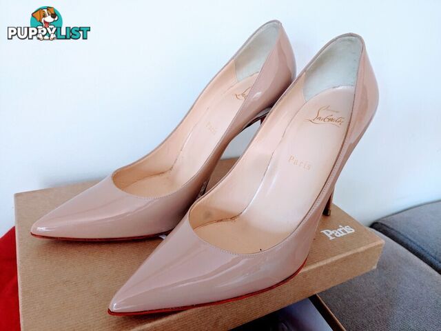 Christian Louboutin Authentic Pigalle 100 Patent Leather Pumps in Nude