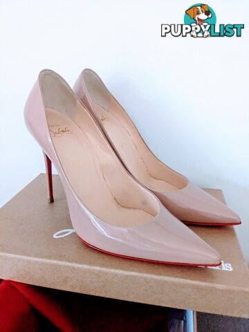 Christian Louboutin Authentic Pigalle 100 Patent Leather Pumps in Nude