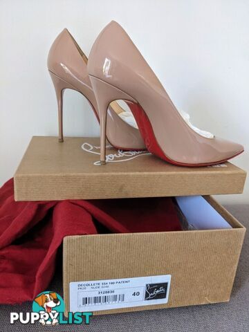 Christian Louboutin Authentic Pigalle 100 Patent Leather Pumps in Nude