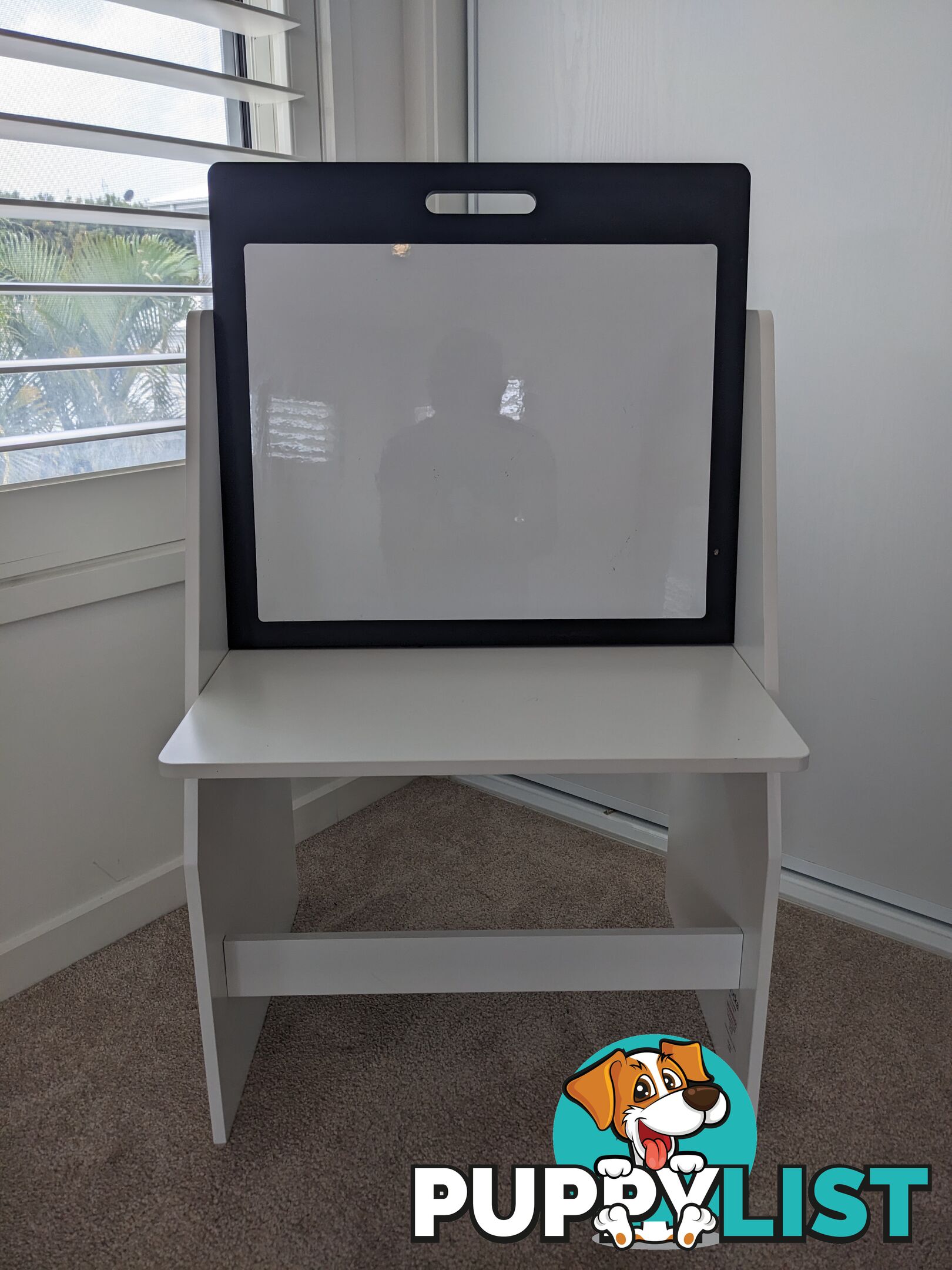 Kids Bookshelf/Whiteboard Rack Desk