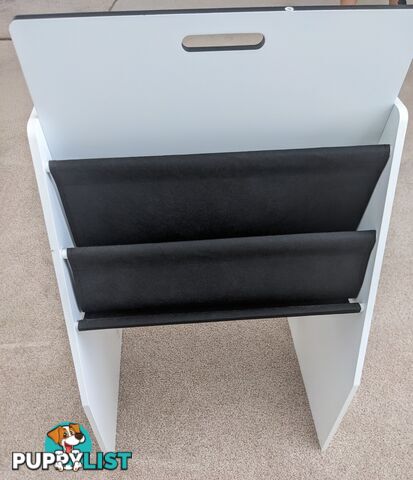 Kids Bookshelf/Whiteboard Rack Desk