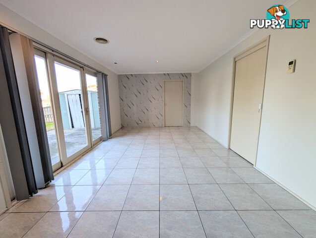 1 Yarcombe Crescent CRAIGIEBURN VIC 3064