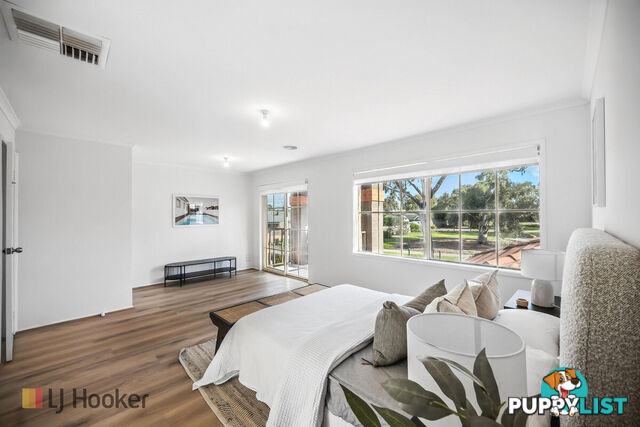 18 Salween Crescent ROXBURGH PARK VIC 3064