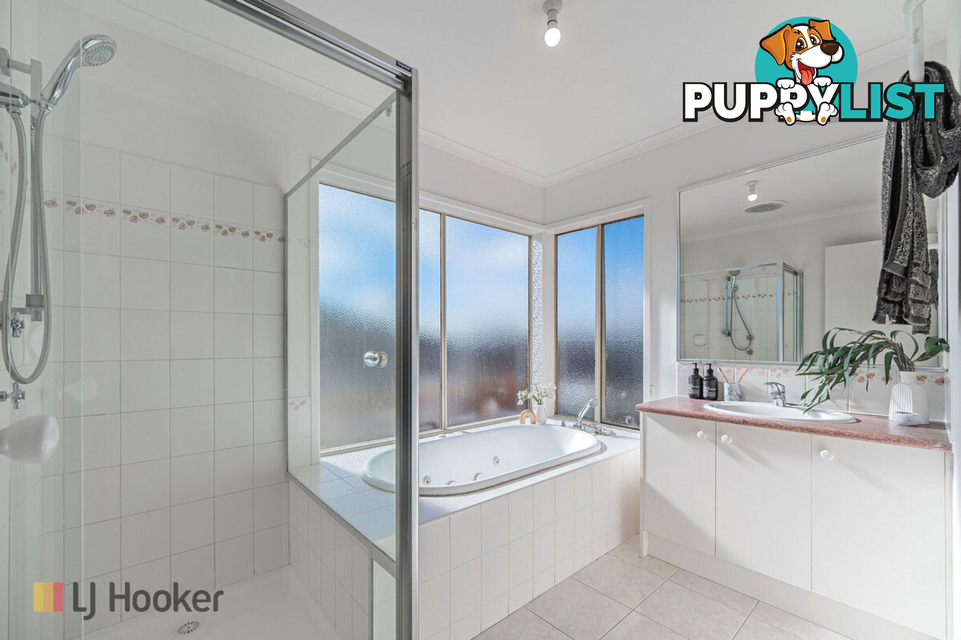18 Salween Crescent ROXBURGH PARK VIC 3064