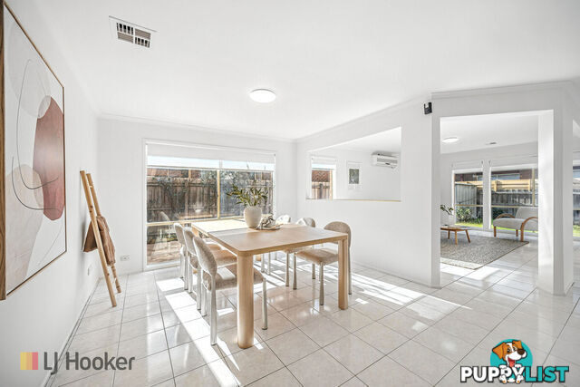 18 Salween Crescent ROXBURGH PARK VIC 3064