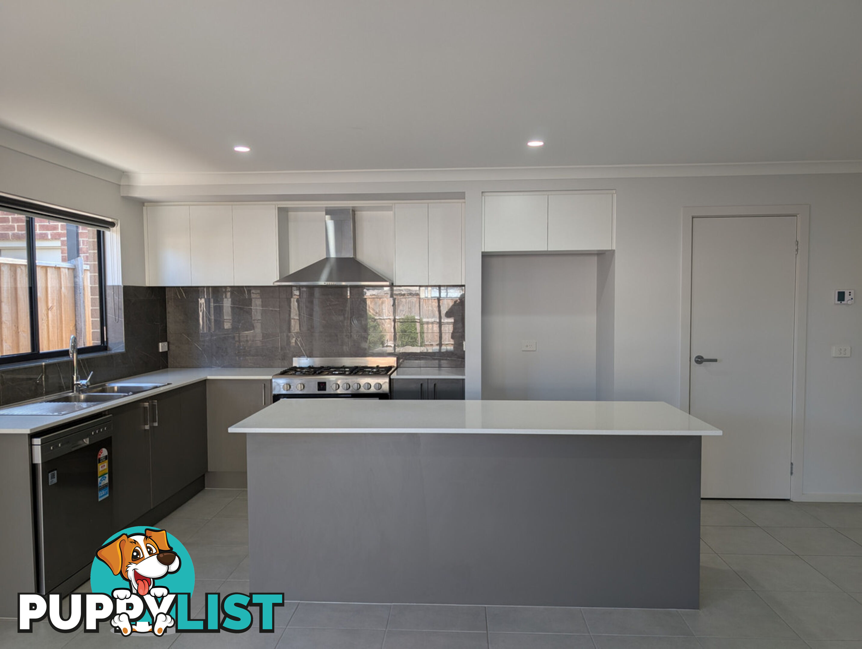 14 Rochford Drive DONNYBROOK VIC 3064