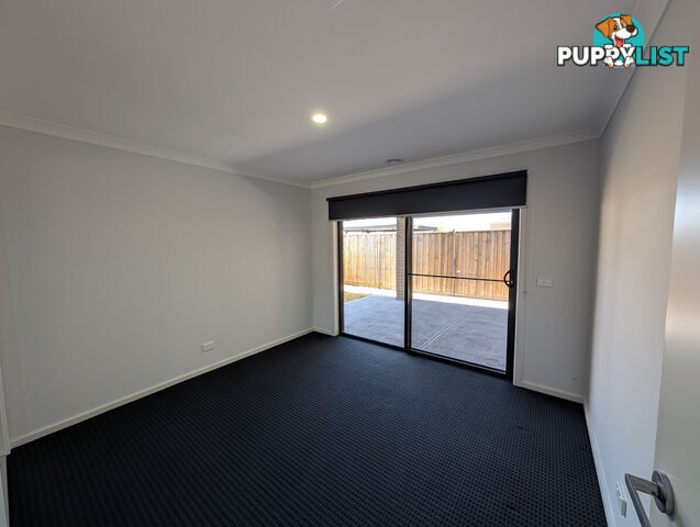 14 Rochford Drive DONNYBROOK VIC 3064